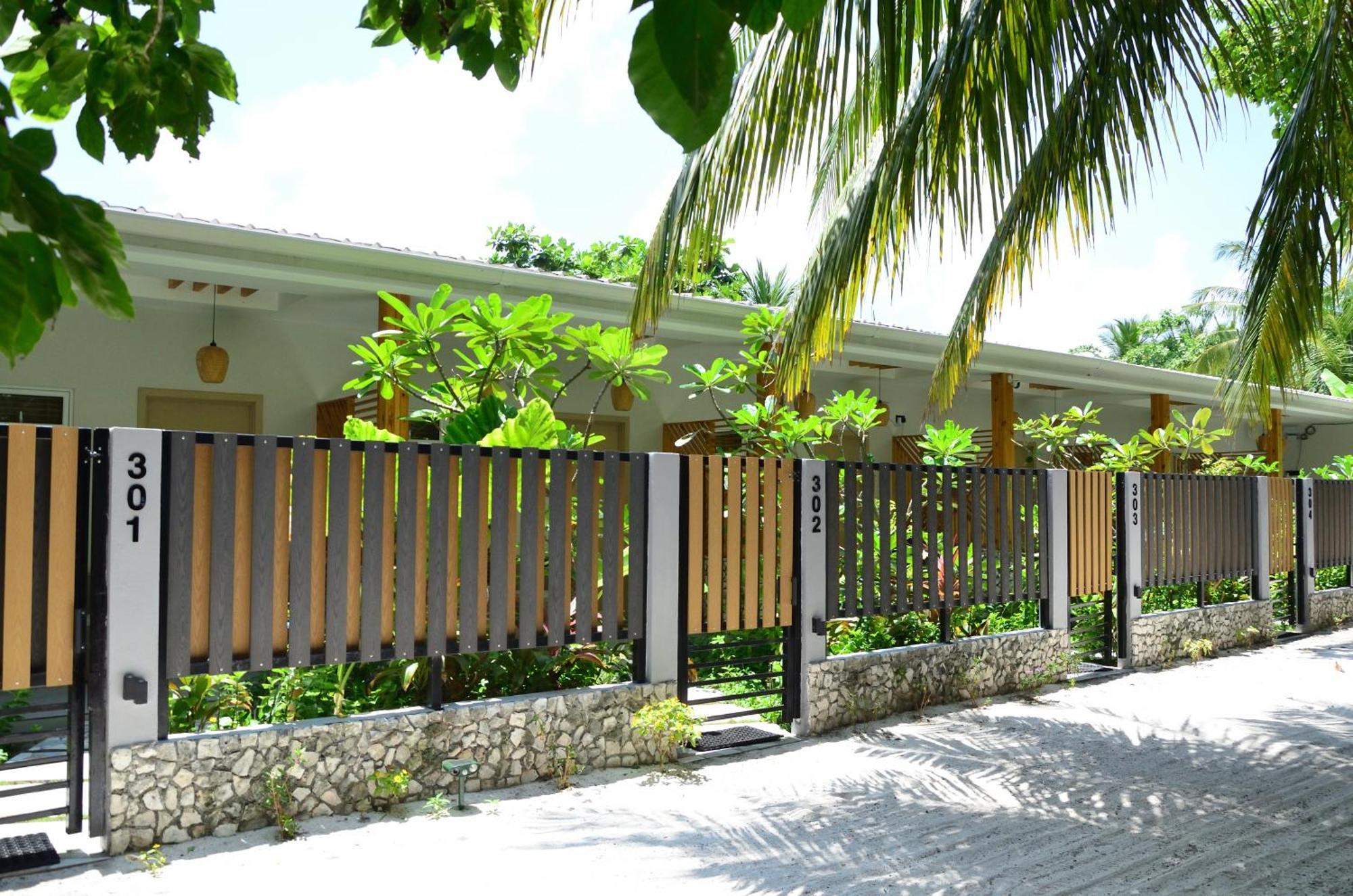 Three Hearts Guesthouse And Villas Isla Isla Fulhadhoo Habitación foto